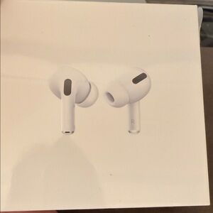 Apple White Wireless Earbuds